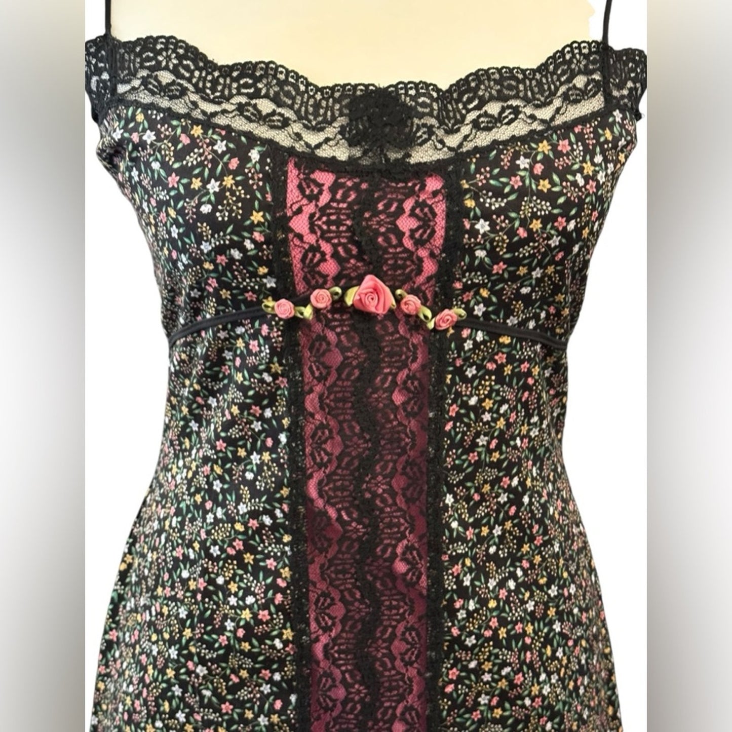 Betsey Johnson Lace Floral Y2K Dress