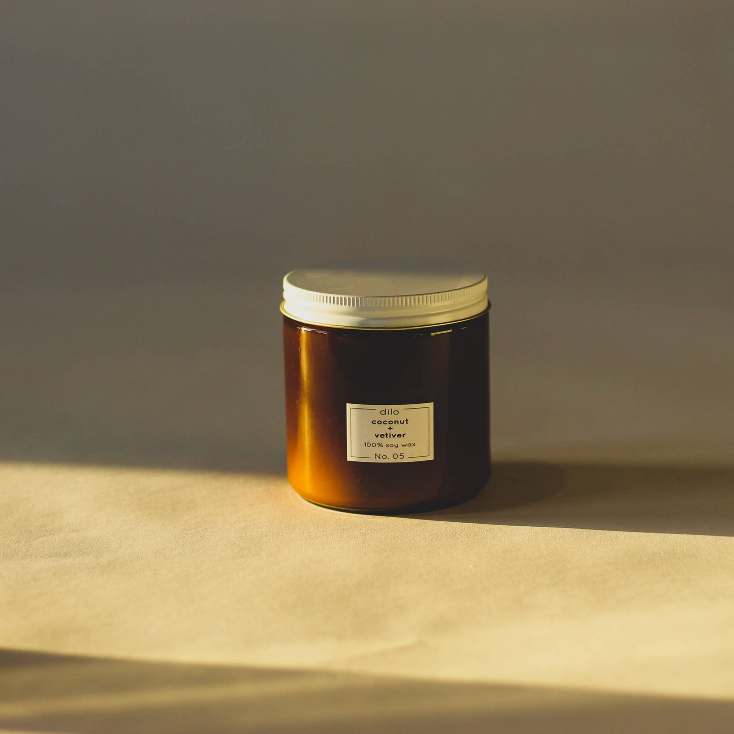 No. 05 Coconut + Vetiver Candle - 3 Sizes